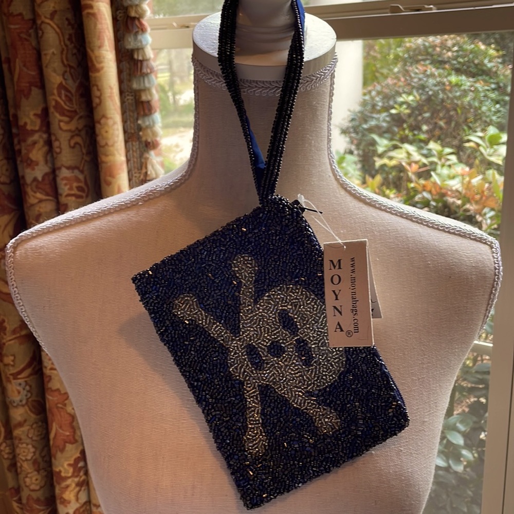 Moyna Bags Navy/Silver Skull Beaded Wristlet NWT